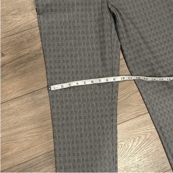 NWOT Hilary Radley Black and White Plaid Dress Pants Size M - Picture 7 of 7